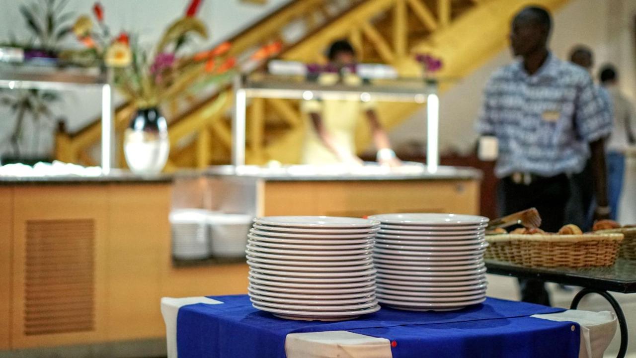 فندق أوشن بي هوتل آند ريزورت Bakau المظهر الخارجي الصورة